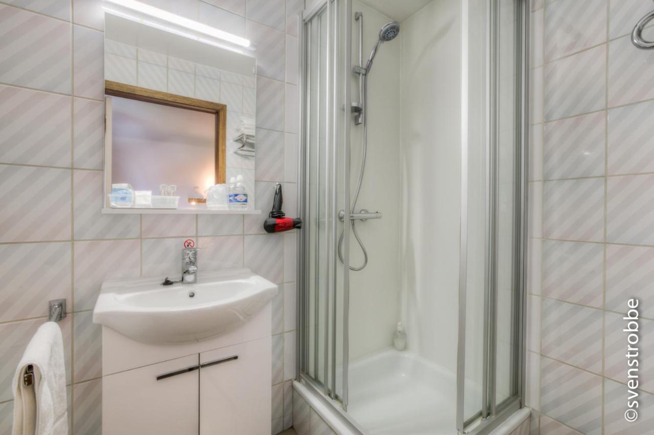 Jfk Hotel Zelzate - Gent エクステリア 写真